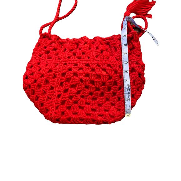 Handmade Red Woven Knit Crotchet Tassels Grannycore Drawstring Satchel Bag - Picture 6 of 6